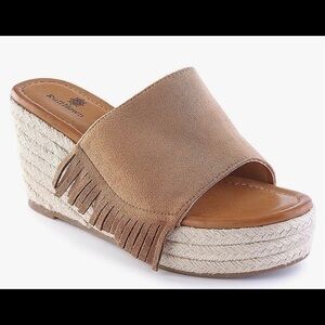 Ruff Hewn Wyatt wedge sandals size 7.5